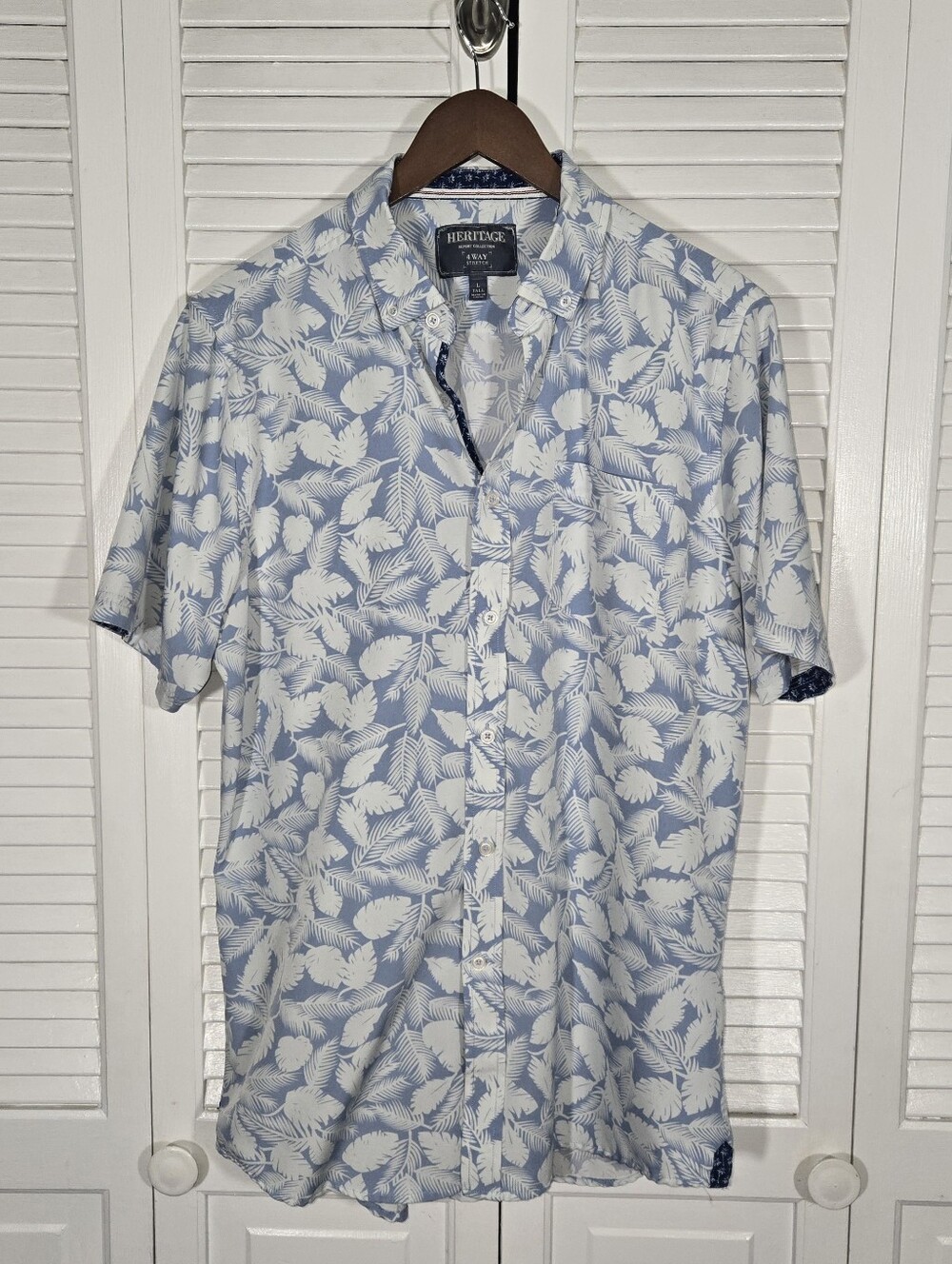 Heritage Short Sleeve Button Down Blue White Tropical Collar Pocket Shirt Sz LT